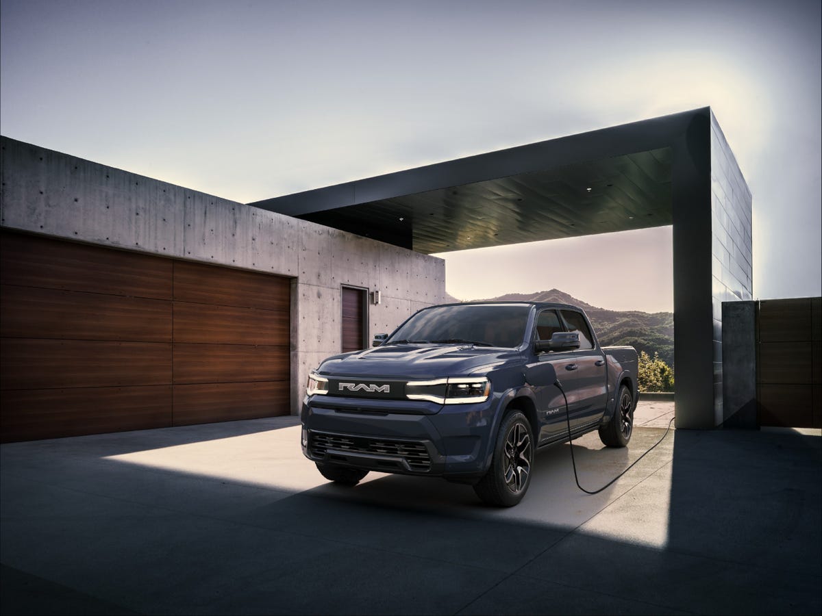 2025 Ram 1500 REV تنگستن