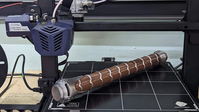دسته Mjolnir روی کبری پلاس