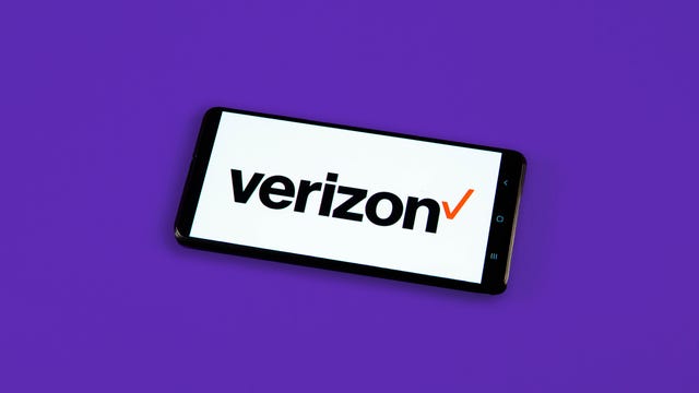 لوگوی Verizon روی صفحه گوشی