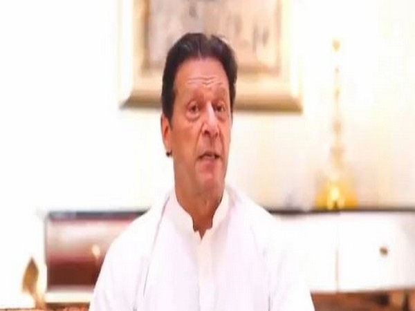 عمران خان به مردم در ویدیوی از پیش ضبط شده